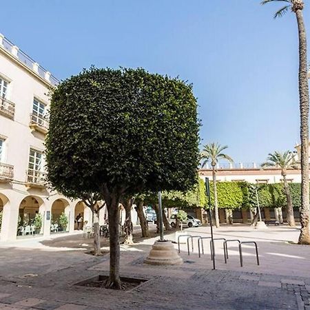 Precioso Piso En Almeria Centro Con Parking Gratis Exterior photo
