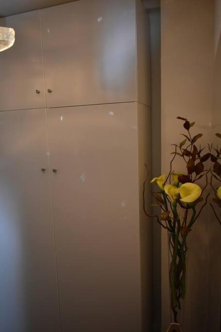 Precioso Piso En Almeria Centro Con Parking Gratis Exterior photo