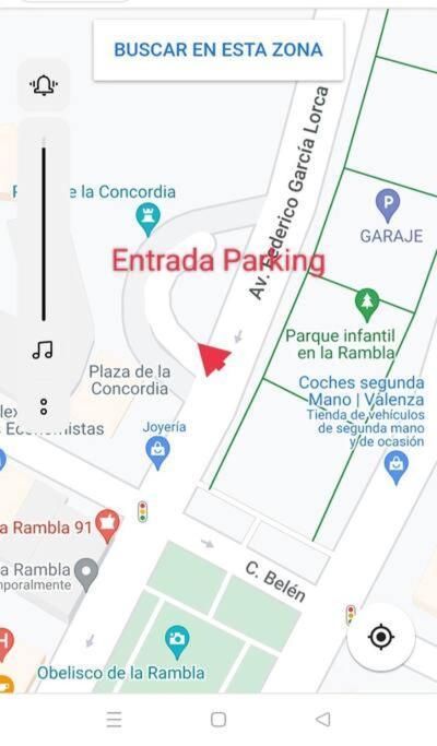 Precioso Piso En Almeria Centro Con Parking Gratis Exterior photo